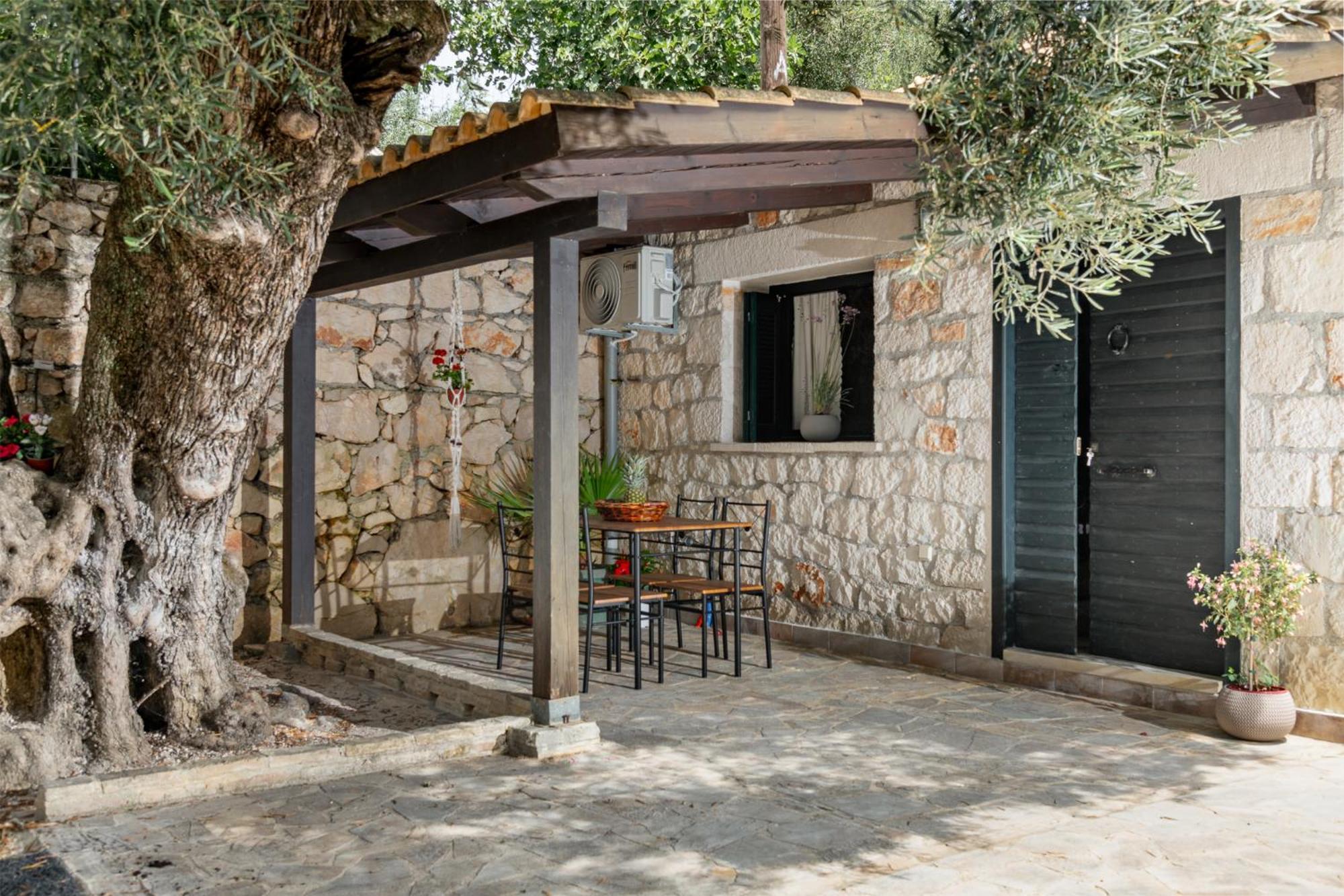 Orama Stone Apartments - Authentic Hospitality In A Historical Location, By Zantewize Екстер'єр фото