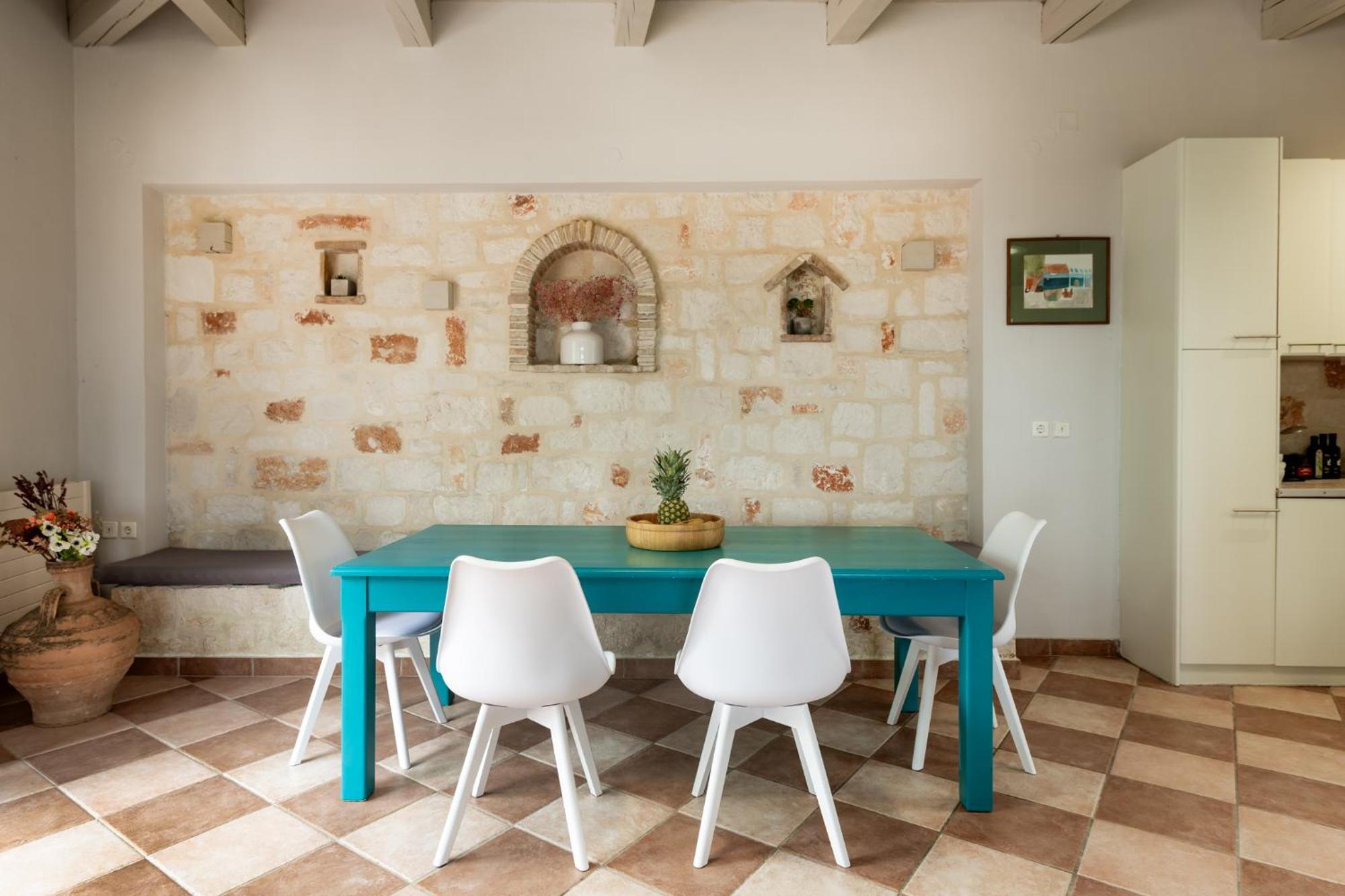 Orama Stone Apartments - Authentic Hospitality In A Historical Location, By Zantewize Номер фото
