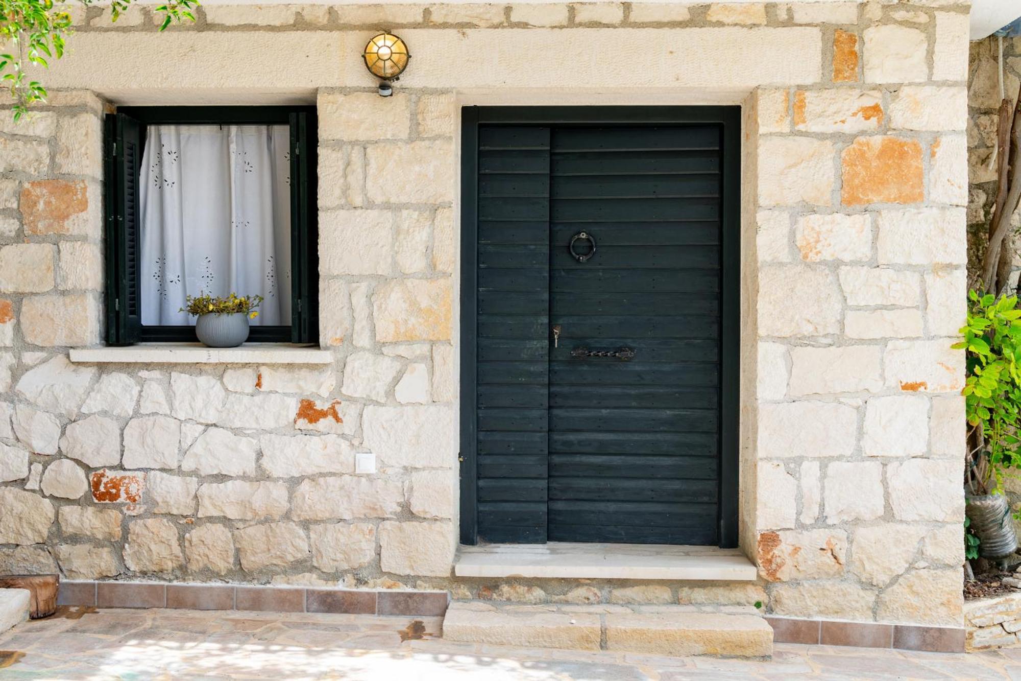 Orama Stone Apartments - Authentic Hospitality In A Historical Location, By Zantewize Екстер'єр фото